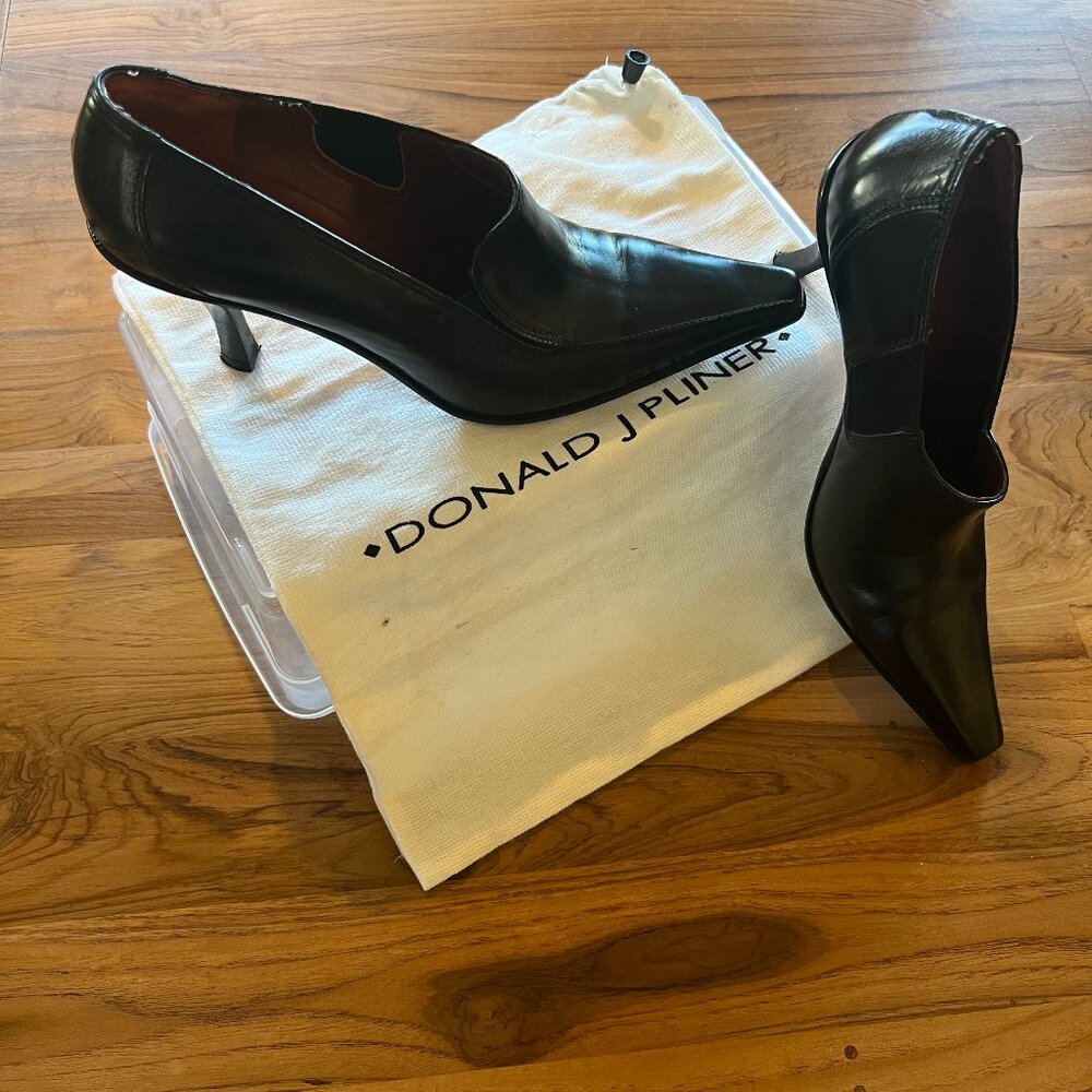 DONALD J PLINER SHOES